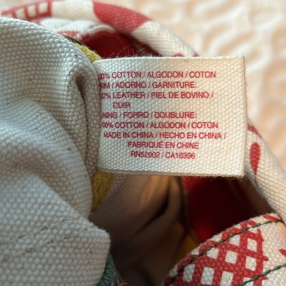 Lucky Canvas Tote, Sturdy,Rust color, off-white sunflowers, yellow accents - Picture 7 of 7